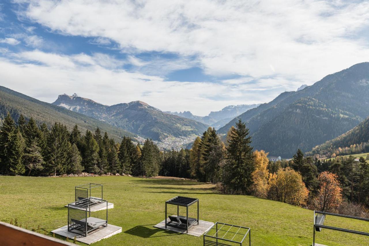 Villa Scherlin Urtijëi Buitenkant foto